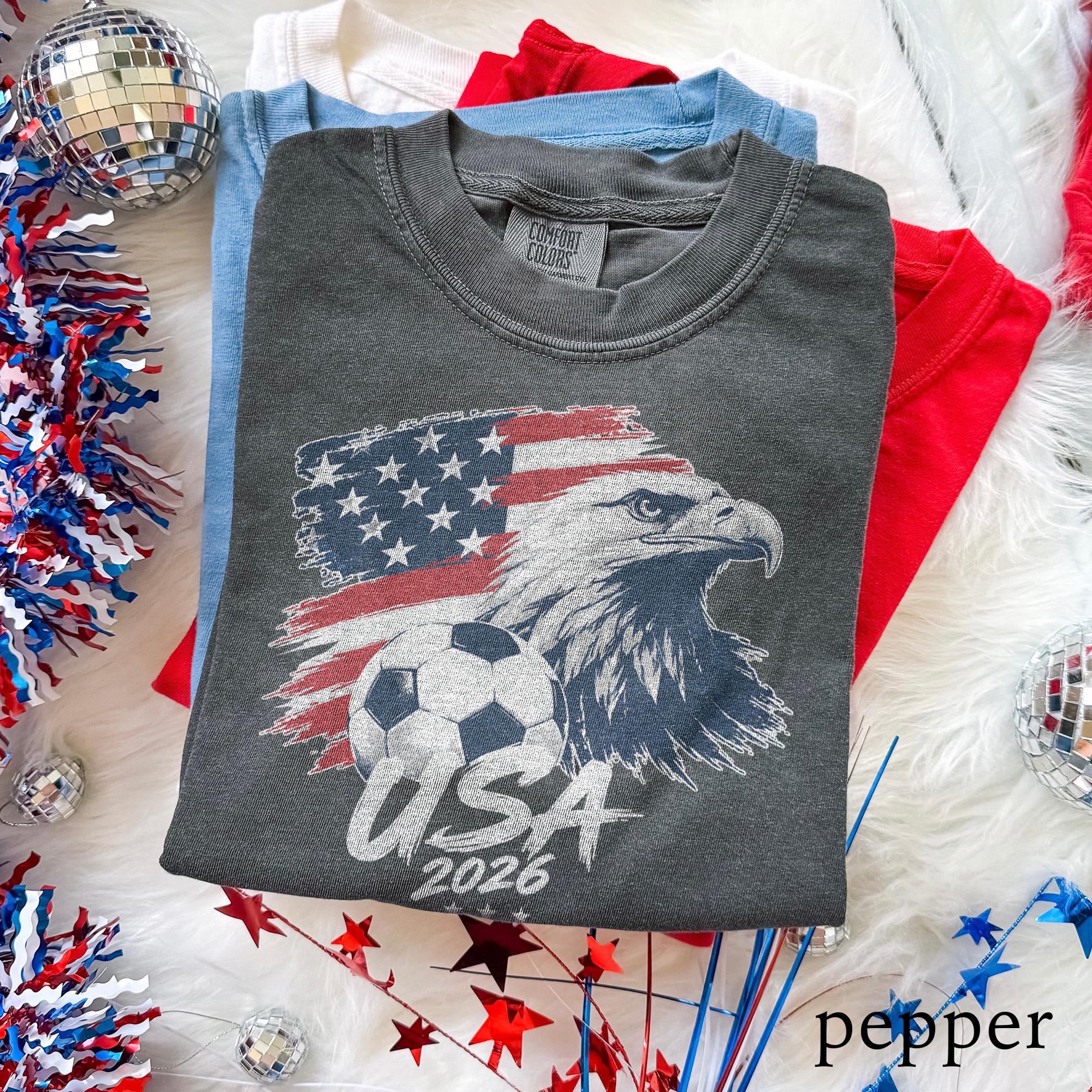 Vintage Usa World Cup 2026 Soccer American Eagle Football Fan Patriotic Sports Comfort Colors Tee (1)