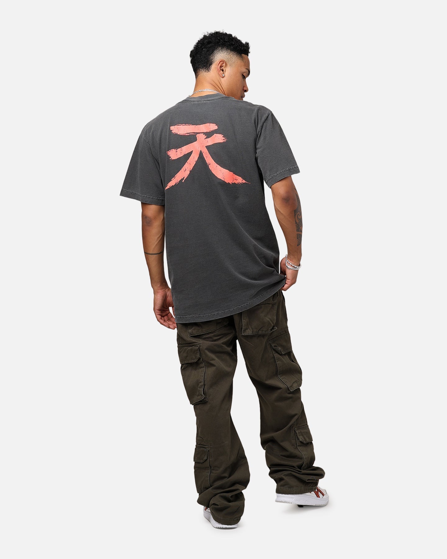 Hypland X Street Fighter Akuma T-Shirt Washed Black Hoodie, Sweatshirt | PureTeeCo.com (Image 3)
