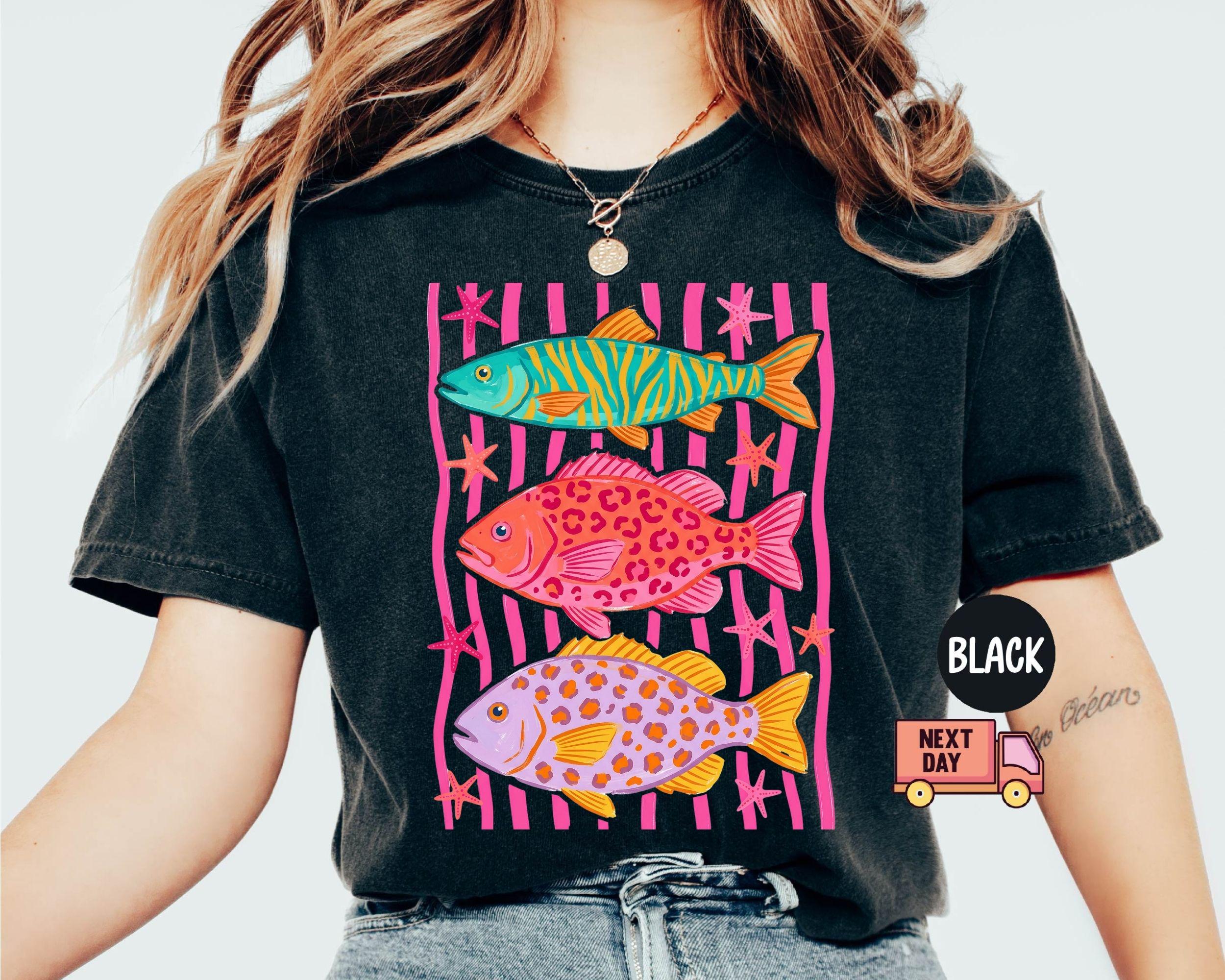 Comfort Colors Colorful Maximalist Tropical Fish Trio Unisex T-shirt, Sweatshirt, Hoodie (2)