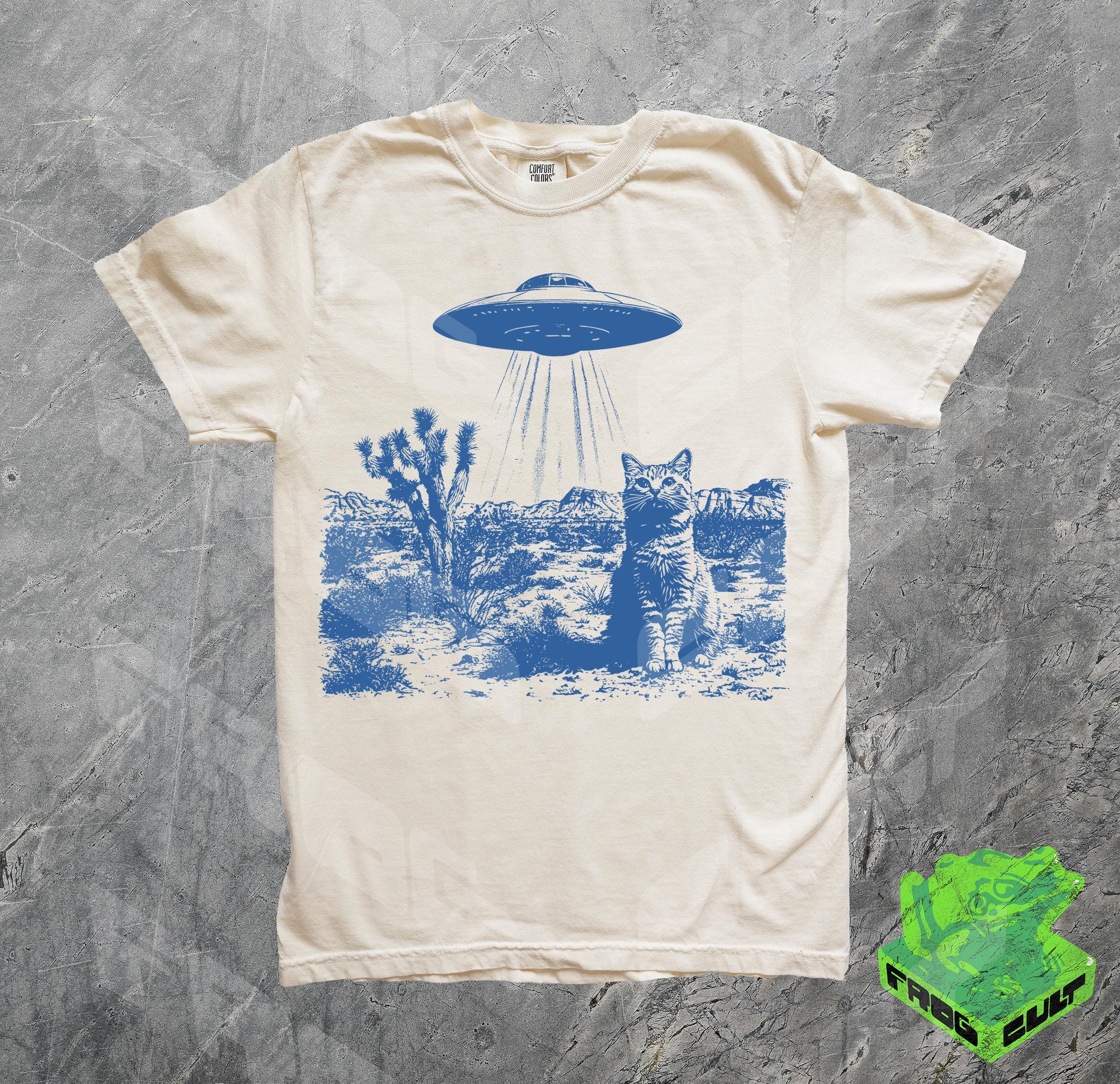 Cowboy Cat Ufo Comfort Colors Retro Vintage Screenprinted Kitten Cat Lovers Gag Tee Meme (2)