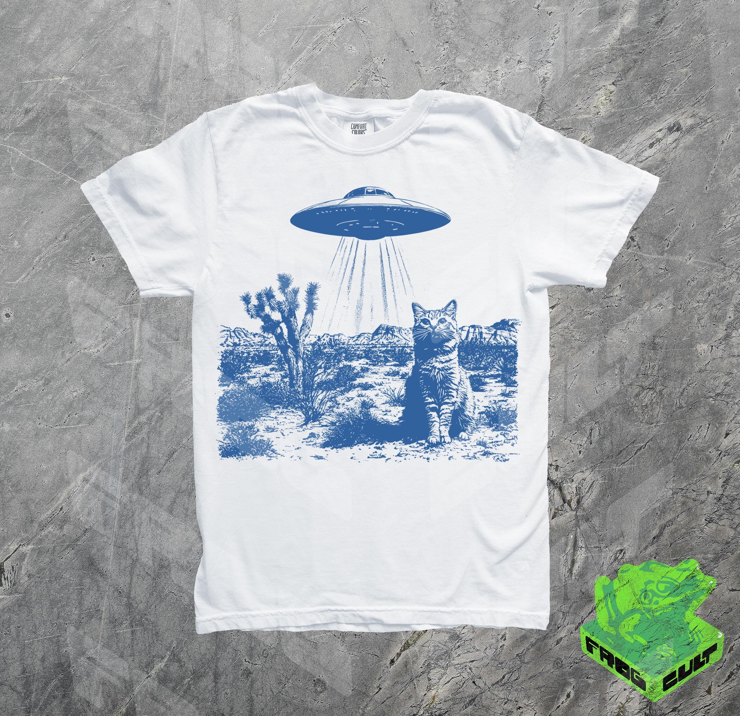 Cowboy Cat Ufo Comfort Colors Retro Vintage Screenprinted Kitten Cat Lovers Gag Tee Meme (3)
