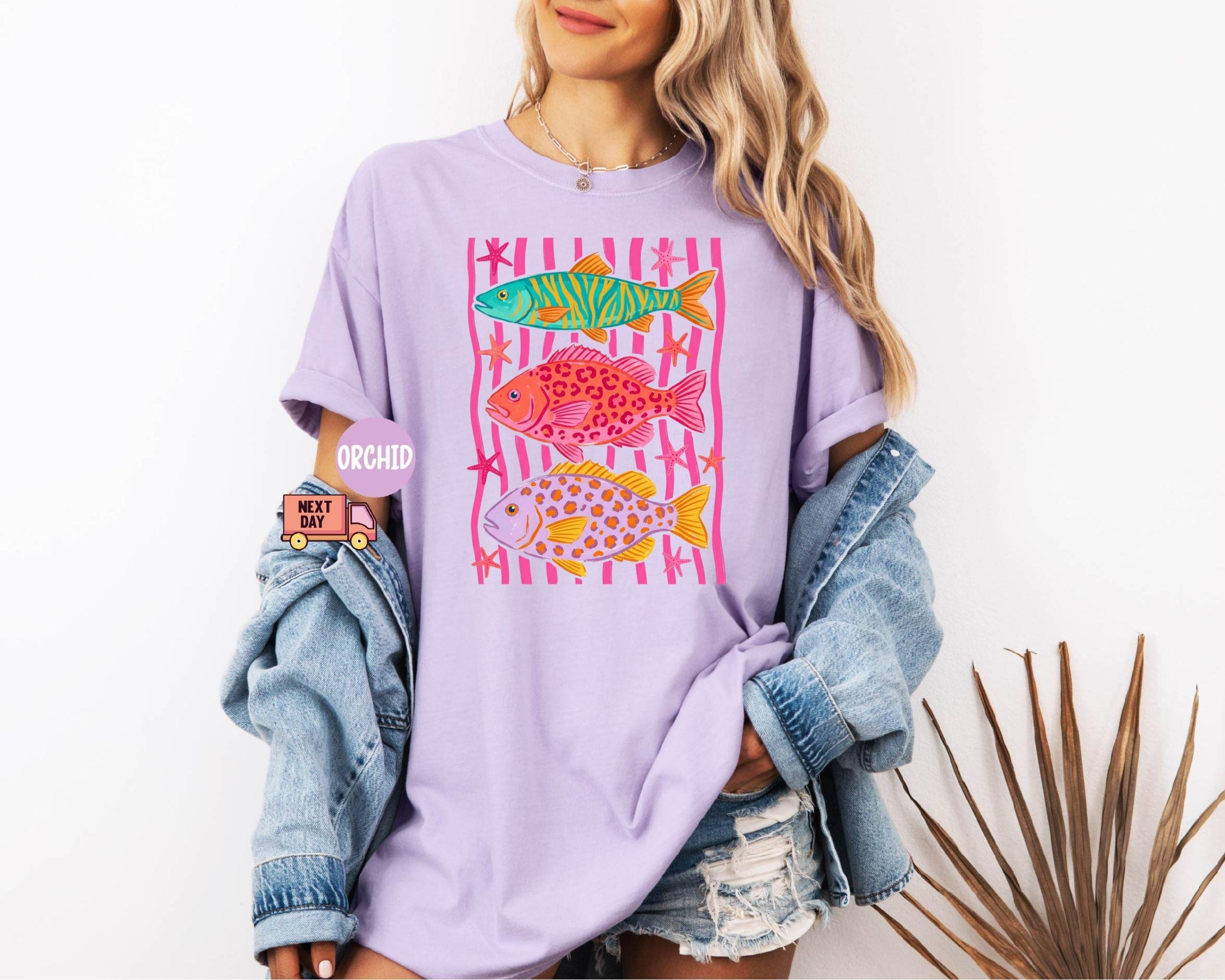 Comfort Colors Colorful Maximalist Tropical Fish Trio Unisex T-shirt, Sweatshirt, Hoodie (4)