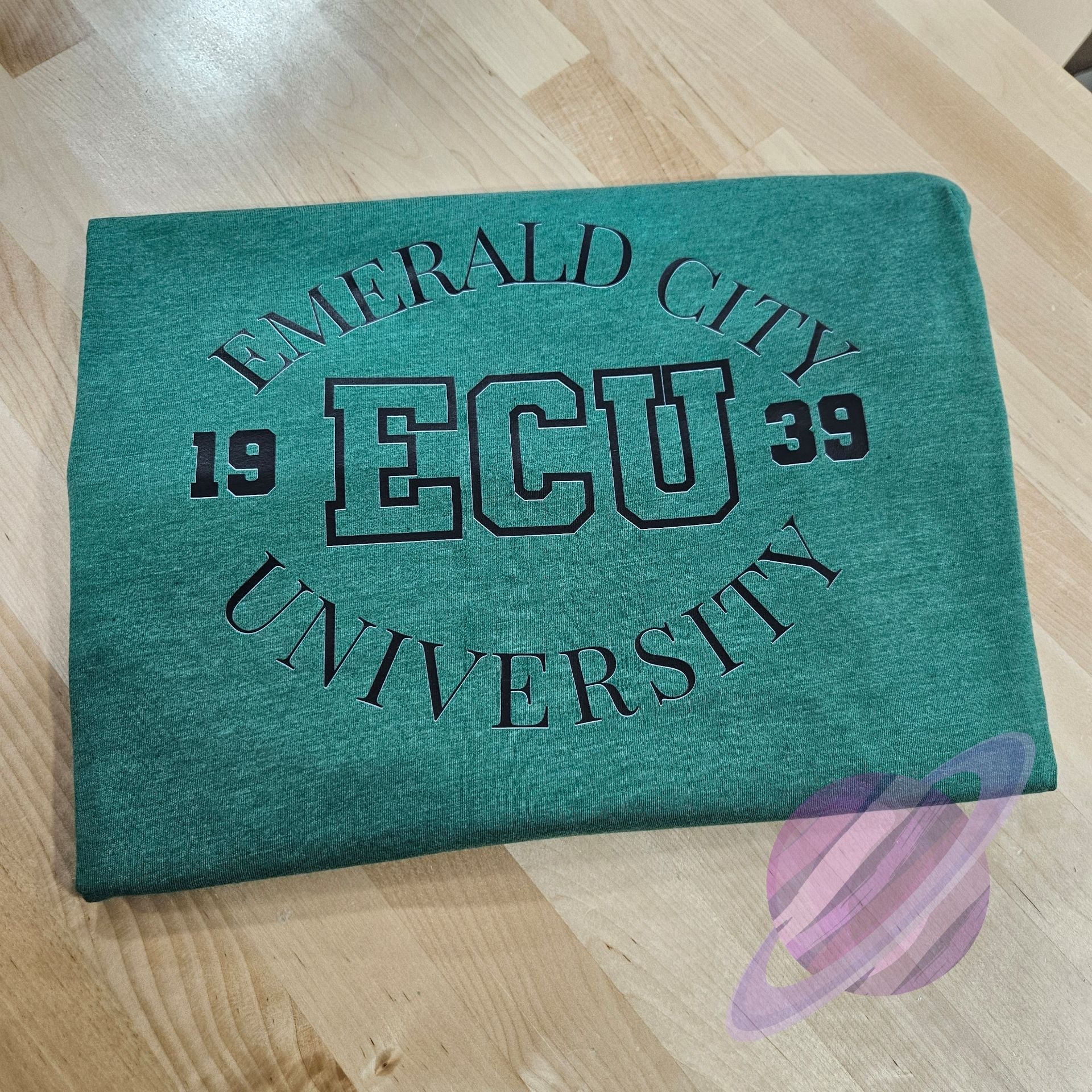 EMERALD CITY U TEE Hoodie, Sweatshirt | PureTeeCo.com (Image 1)