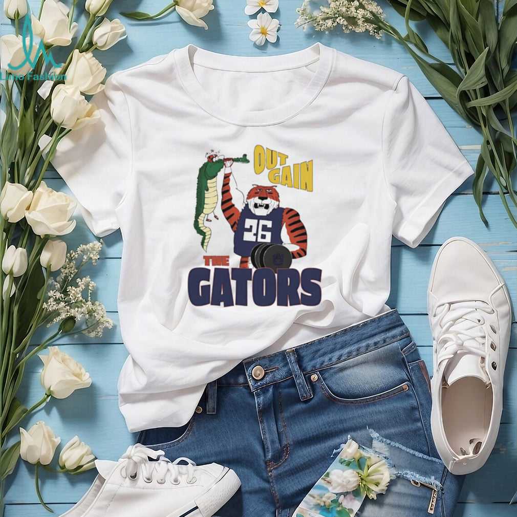 Auburn Tiger vs Florida Gator out gain the Gators mascot shirt