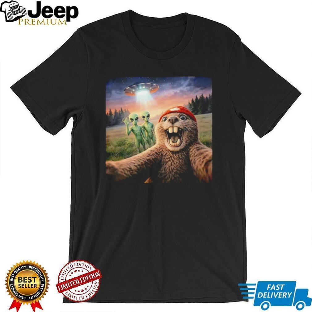 Beaver Selfie Encounter Alien Abduction Edition shirt