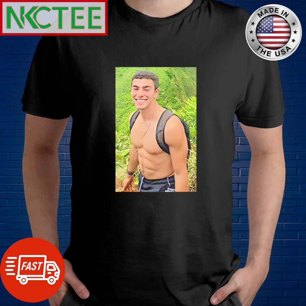 Best Luigi Mangione laugh muscle in the mountains photo shirt