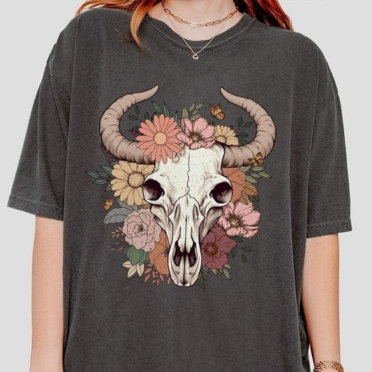 Boho Cow Skull Shirt,  Wild West Shirt, Howdy Shirt, Vintage Howdy T-Shirt, Graphic Wild West Tee, Cowgirl Shirt for Girl, Comfort Gift for Her, Cute Country Shirts, Vintage Inspired Tee T-Shirt,  Wild West Gifts for Women, Gift for Mom, Women Top
