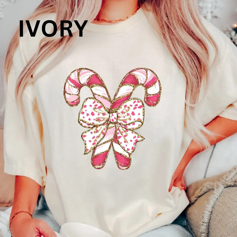 Candy Cane Bow Comfort Colors Women's Oversized Christmas Shirt - Festive Printed Design
