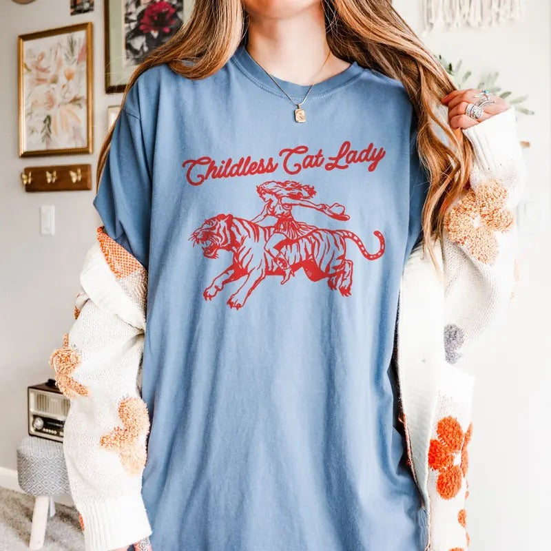 Comfort Colors Childless Cat Lady Kamala Shirt, Kamala Harris President 2024 Shirt, Feminist T-Shirt Hoodie, Sweatshirt