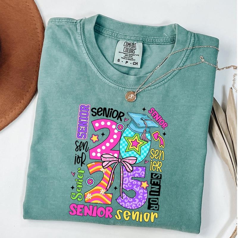 Comfort Colors Preppy Senior 2025 Shirt, Coquette Senior T-Shirt, Senior Brushstroke Shirt, Unisex T-Shirt Hoodie, Sweatshirt