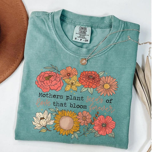 Comfort Colors Retro Floral Mama Quote Shirt, She Is Mom T-Shirt, Floral Mom Shirt, New Mom Gift, Mother's Day Gift, Unisex T-Shirt