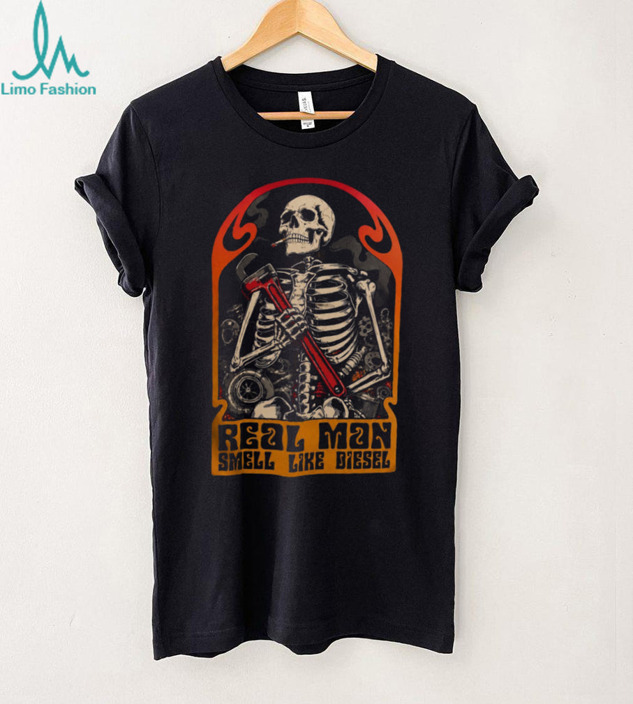 Diesel Mechanic Real Man Smell Like Diesel Skull Shirt