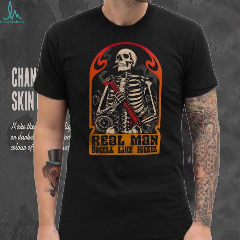 Diesel Mechanic Real Man Smell Like Diesel Skull Shirt