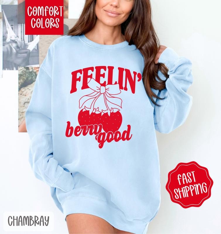 Feelin' Berry Good Comfort Colors Sweatshirt, Cute Strawberry Bow Crewneck, Trendy Coquette Women's Sweater, Gift for Her...