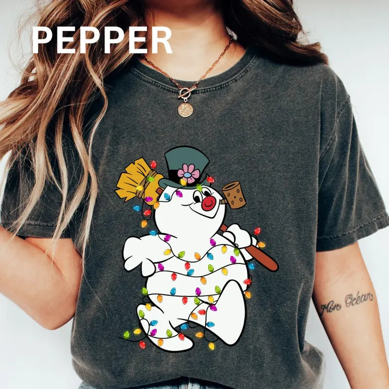 Frosty the Snowman Shirt, Christmas Shirt, Comfort Colors Christmas Shirt (COMFORT COLORS T-SHIRT, CASUAL SHIRT UNISEX,...