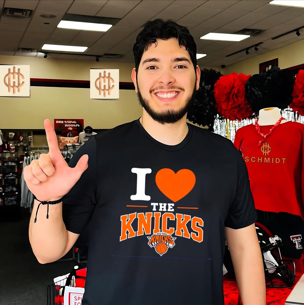 I love the New York Knicks logo shirt