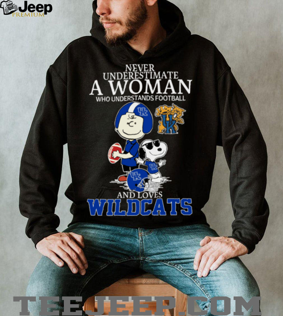 Kentucky Wildcats X Peanuts Characters Never Underestimate A Woman Who Understands Football And Loves Wildcats Tee