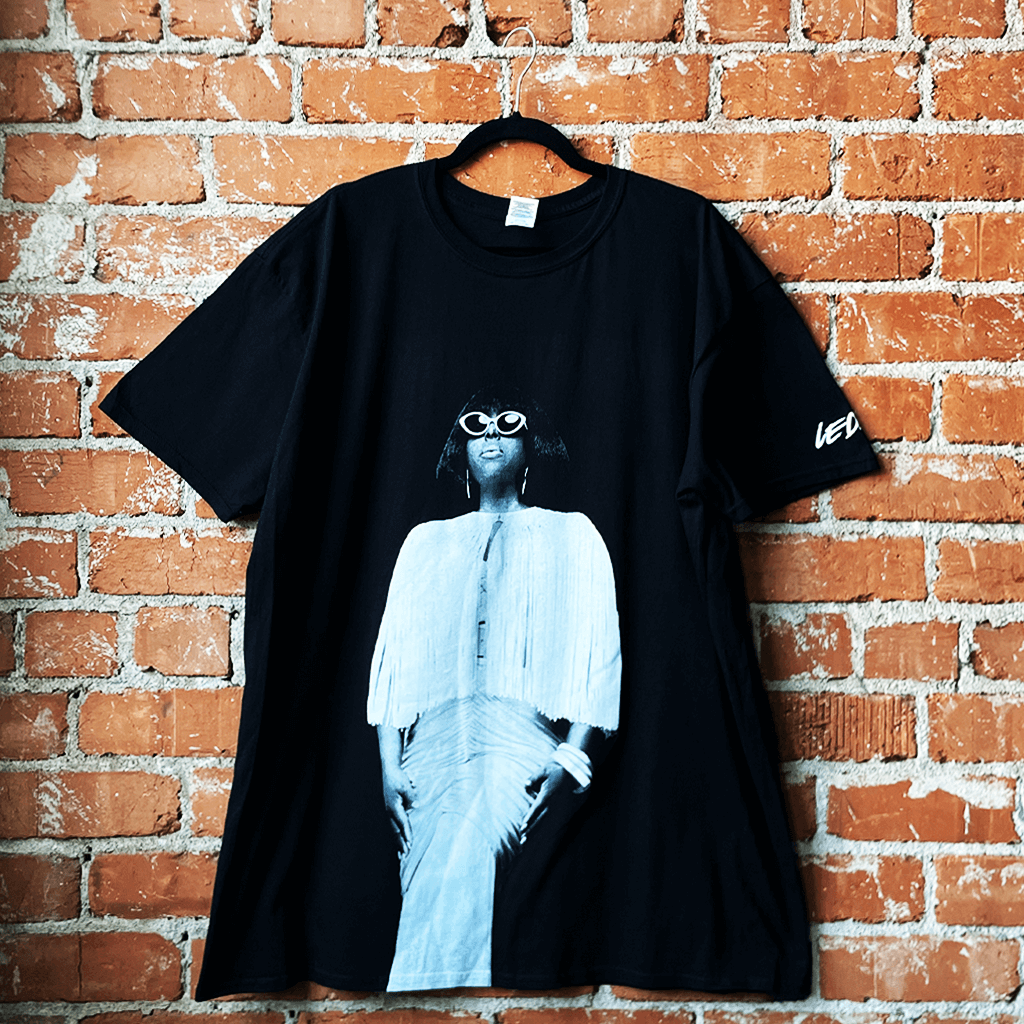 Posing Black T-Shirt Hoodie, Sweatshirt | PureTeeCo.com (Image 3)