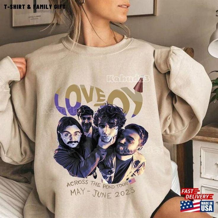 Lovejoy Vintage Merch Crewneck, Pebble Brain Fans Gift T-Shirts, Hoodie, Sweatshirt | PureTeeCo.com