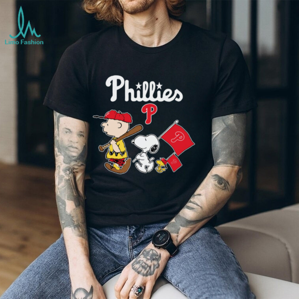 MLB Shop Philadelphia Phillies Peanuts Flag T Shirt
