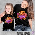 MOM LION TEE Hoodie, Sweatshirt | PureTeeCo.com (Image 1)