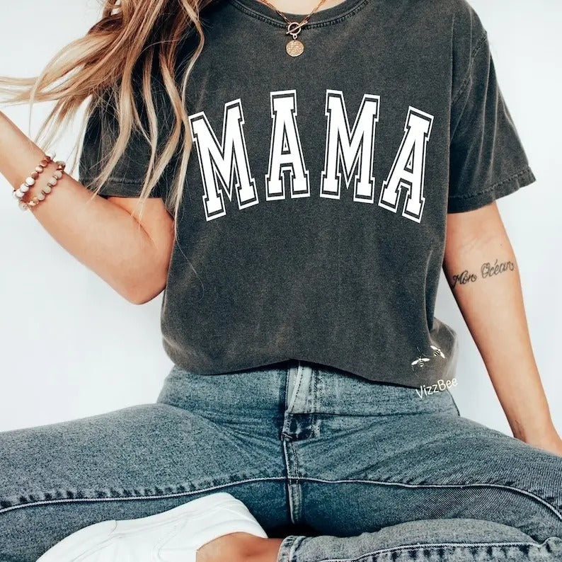 Mama Shirt, Oversized Mama T-shirt, Retro Boho Mama Shirt, Gift for Mom, Baby Shower Gift, Mom Shirt Hoodie, Sweatshirt