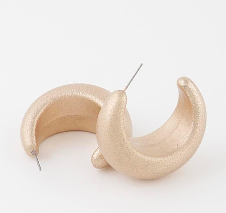 New Moon White Gold Earrings T-Shirts, Hoodie, Sweatshirt | PureTeeCo.com