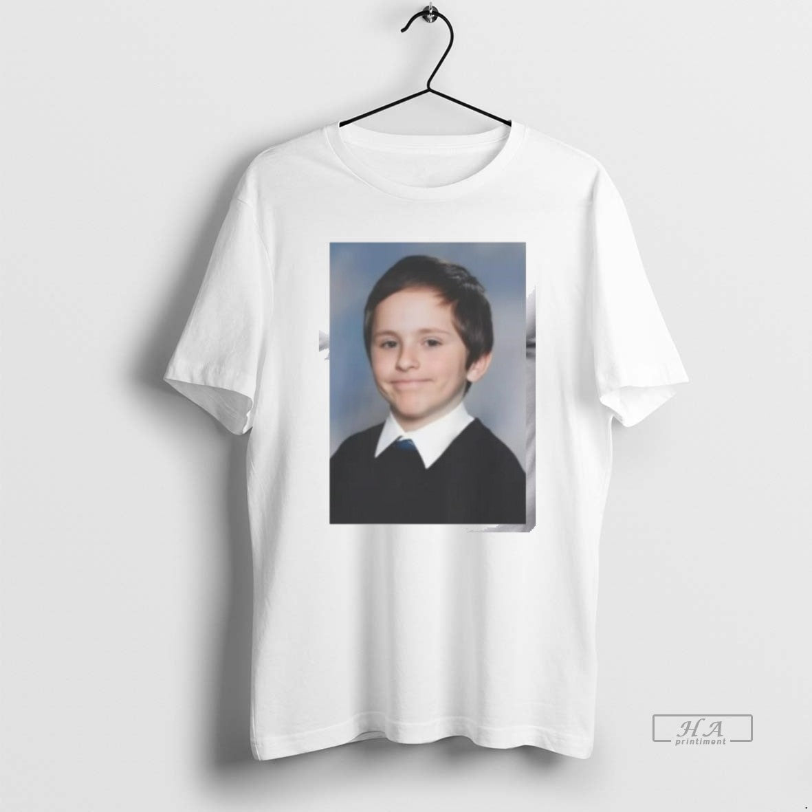 Official Awkward White People Smile Meme Coin Men T-Shirts, Hoodie, Sweatshirt | PureTeeCo.com