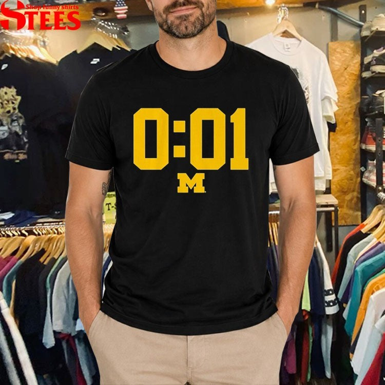 Michigan Wolverines Football A Lot Can Happen In 0 01 Second T-shirts