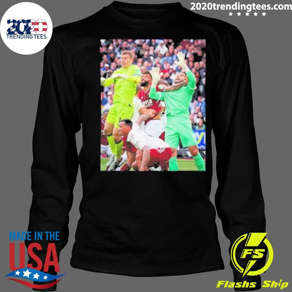 Pablo Fouled David Raya Shirt