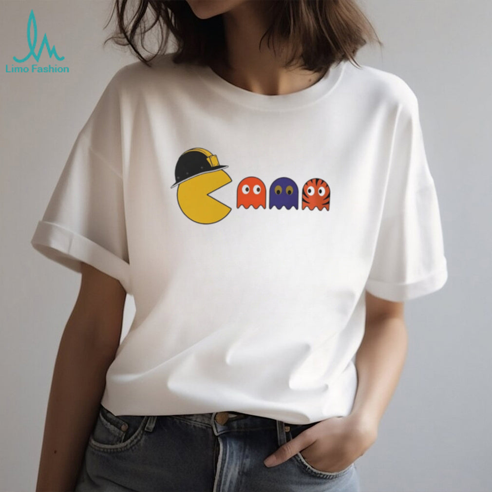 Pacman graphic shirt