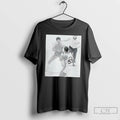 Premium Darryl Dawkins And Maurice Lucas Square Up During The 1977 Tee T Shirts Sweater