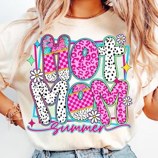 Preppy Hot Mom Summer Mom Life Beach Day Mothers Day Checkered Girly Summer T-Shirt