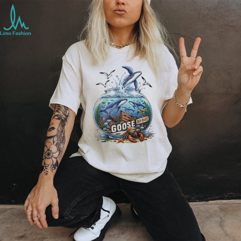 Red rocks goose whales sea turtle crab fishbowl illustrated shirt