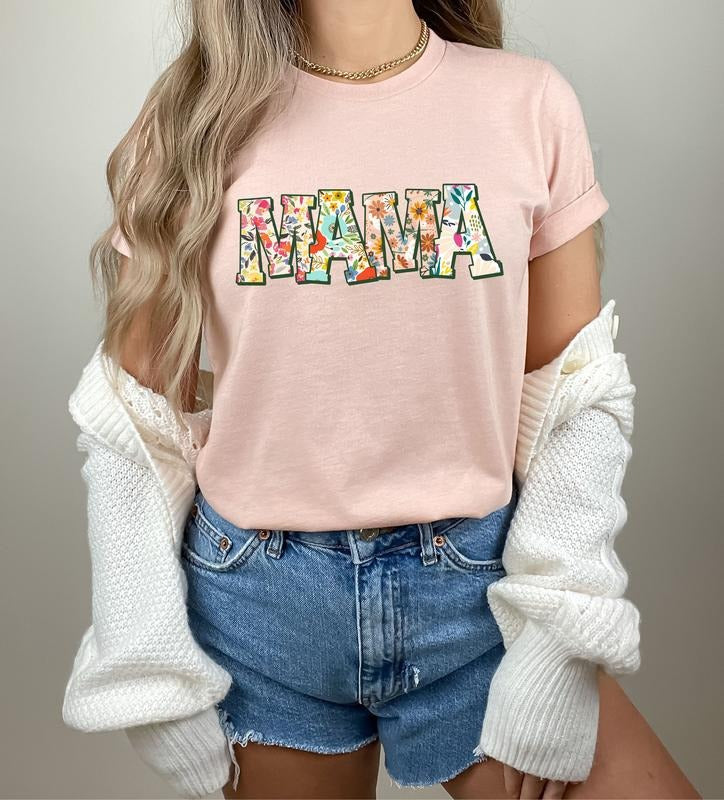 Retro Flower Mama T-shirt, Shirt for Mom for Mother's Day, Mama T-Shirt, Mom Shirt for Mom for Mother's Day, Mama T-shirt