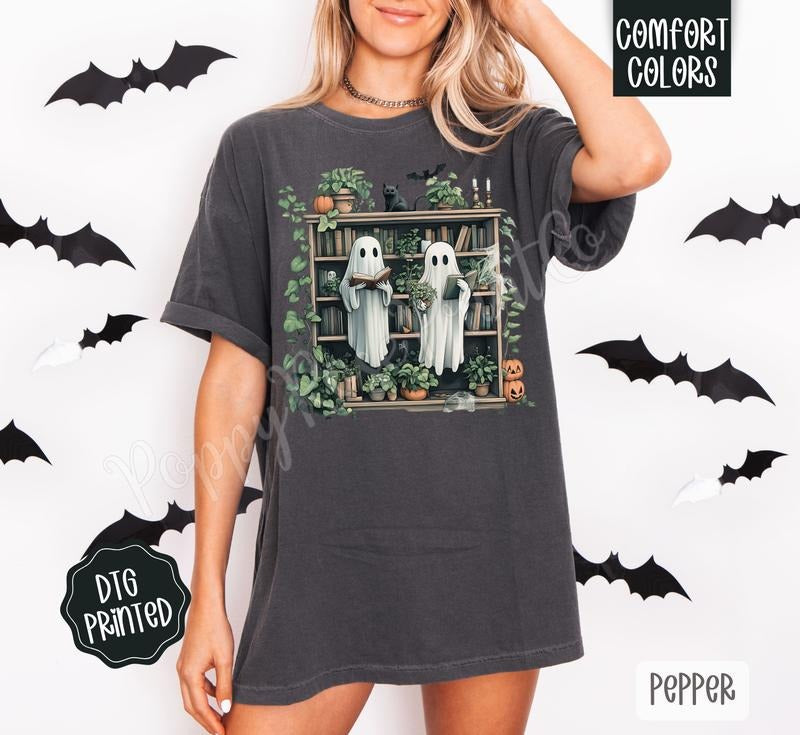 Retro Ghost Reading Books Shirt, Librarian Ghost Halloween, Halloween Teacher TShirt, Halloween Shirt, Teacher Gift, Boo...