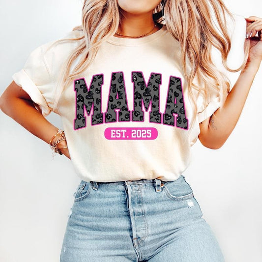 Retro Mama Est 2025 T-Shirt, Pink Mama T-Shirt, Mothers Day T-Shirt, New Mama T-Shirt, Leopard Mama Varsity T-Shirt, Mama Shirt New Mama T-Shirt, tshirt hot trend 2025
