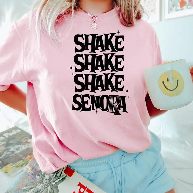 Shake Shake Shake Señora T-Shirt, Halloween t-shirt, Halloween shirt, fall shirt, funny halloween shirt, Halloween...