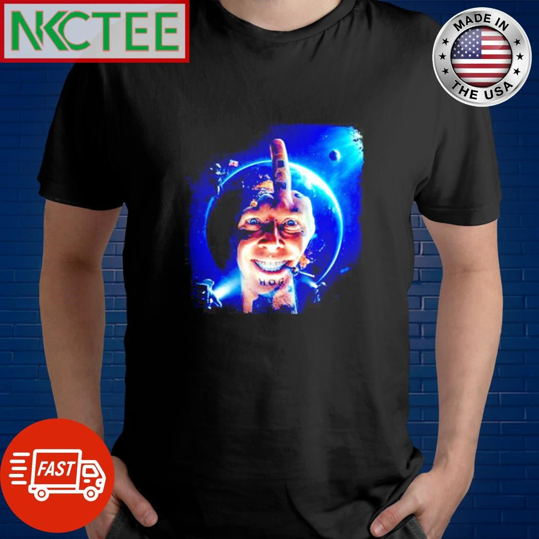 Tom Middle one Finger earth shirt