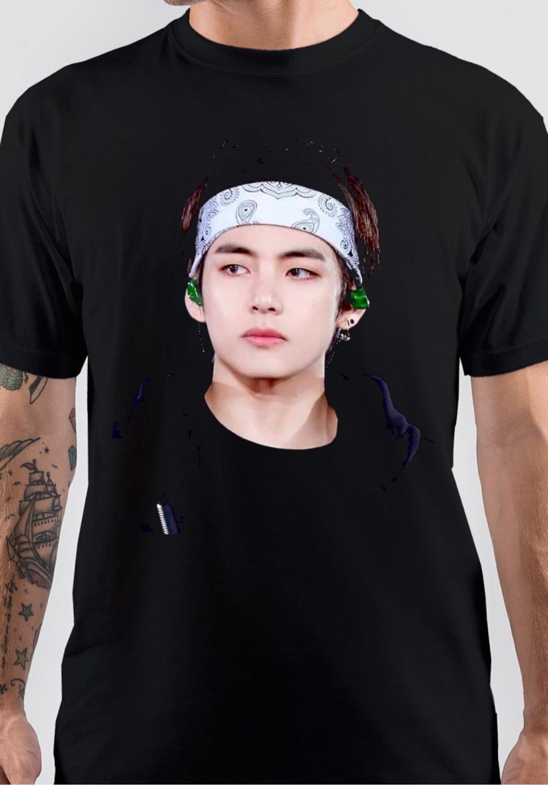 V Bts Black T-Shirt Hoodie, Sweatshirt | PureTeeCo.com