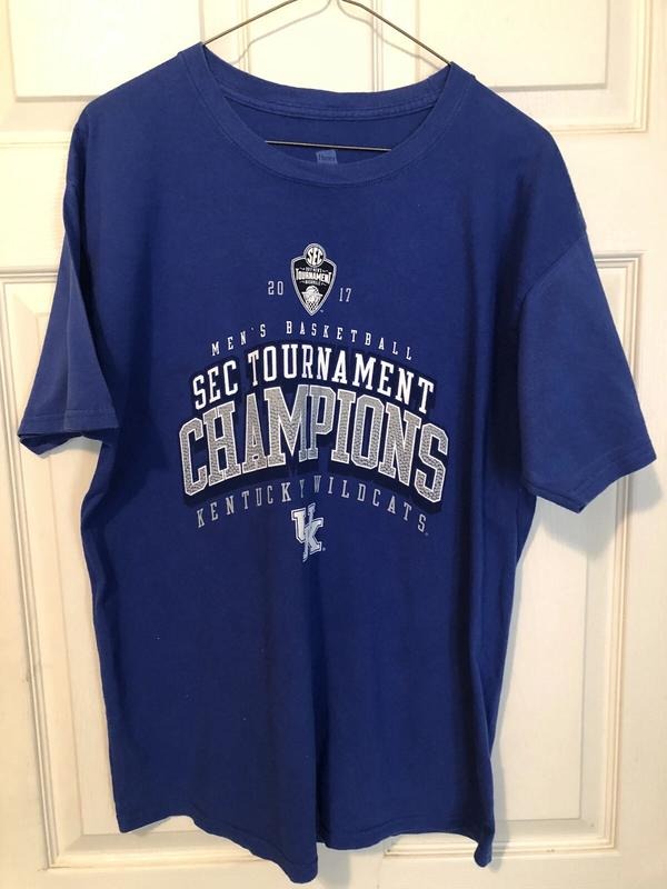 Vintage 2017 Kentucky Wildcats SEC National Champions Unisex T-shirt Sweatshirt Hoodie16 Hoodie | PureTeeCo.com