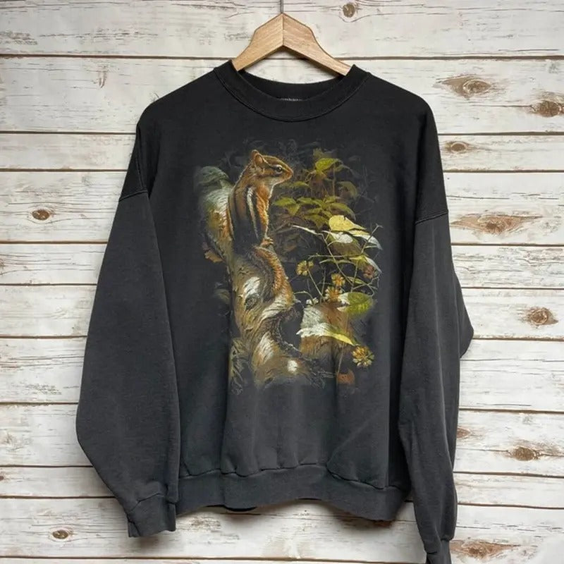 Vintage Animal print crewneck sweatshirt Chipmunk crew neck Outdoor nature Mother earth Earth day sweatshirt boxy fit...