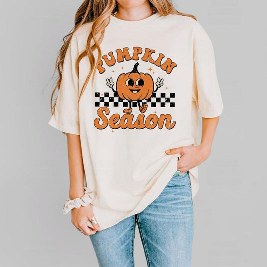 Vintage Pumpkins Spices Season T-shirt, Retro Pumpkin Sweatshirt, Cute Shirt for Fall, Cute Halloween Shirt, Mama Fall Shirt, Fall Pumpkin Shirt for Women, Fall Tee, Autumn Pattern Tee for Her, Comfort Shirt for Mama, Thanksgiving Shirt, Women Top