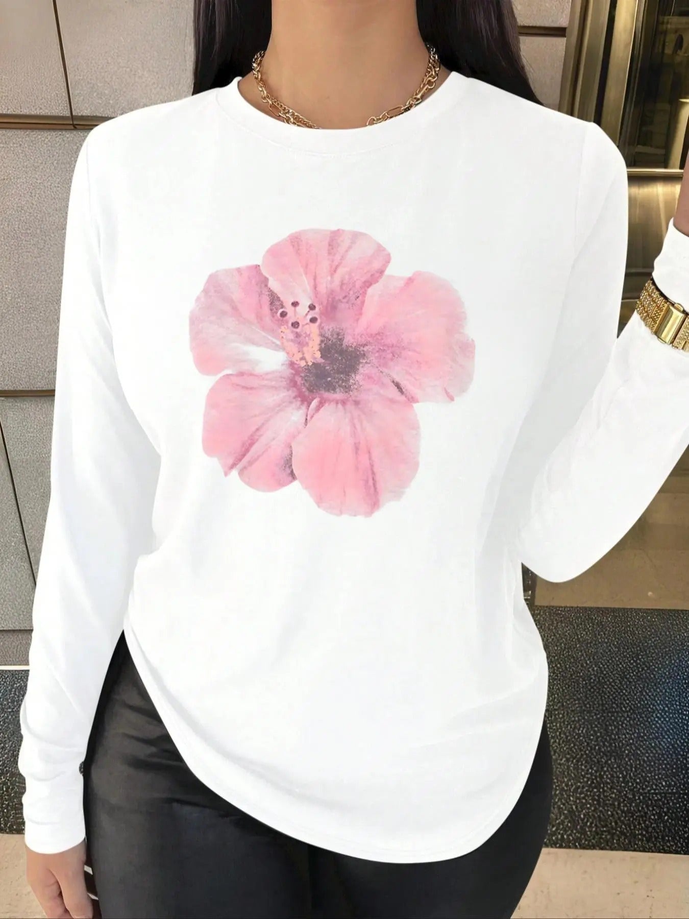 Women's Floral Print Round Neck Tee, Casual Long Sleeve Crew Neck T-shirt for Daily Wear, Ladies Clothes for All Seasons...