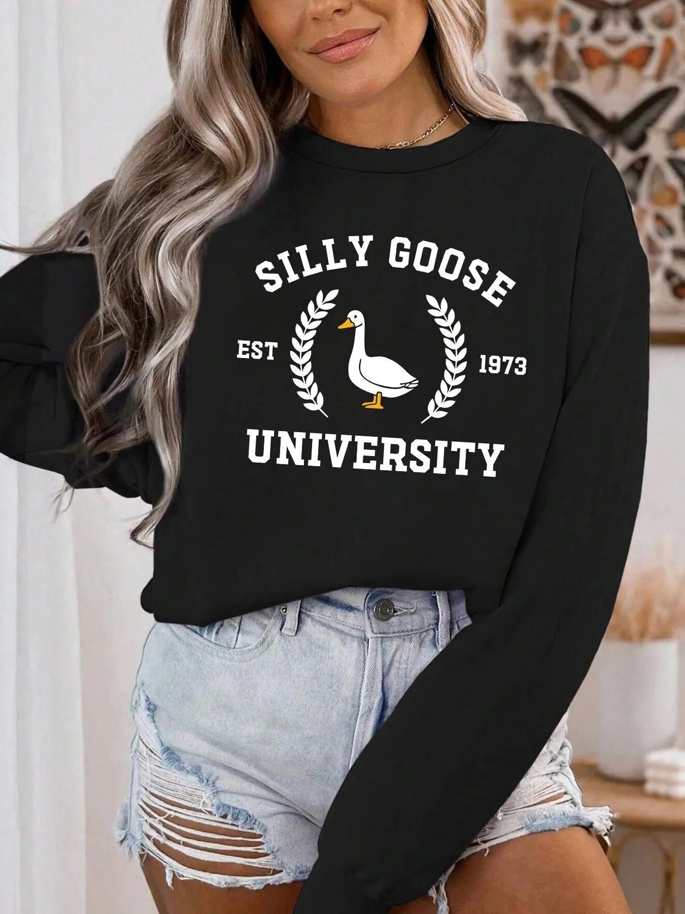 Women's Goose & Letter Print Round Neck Sweatshirt, Casual Long Sleeve Pullover for Fall & Winter, Women's Clothes for...