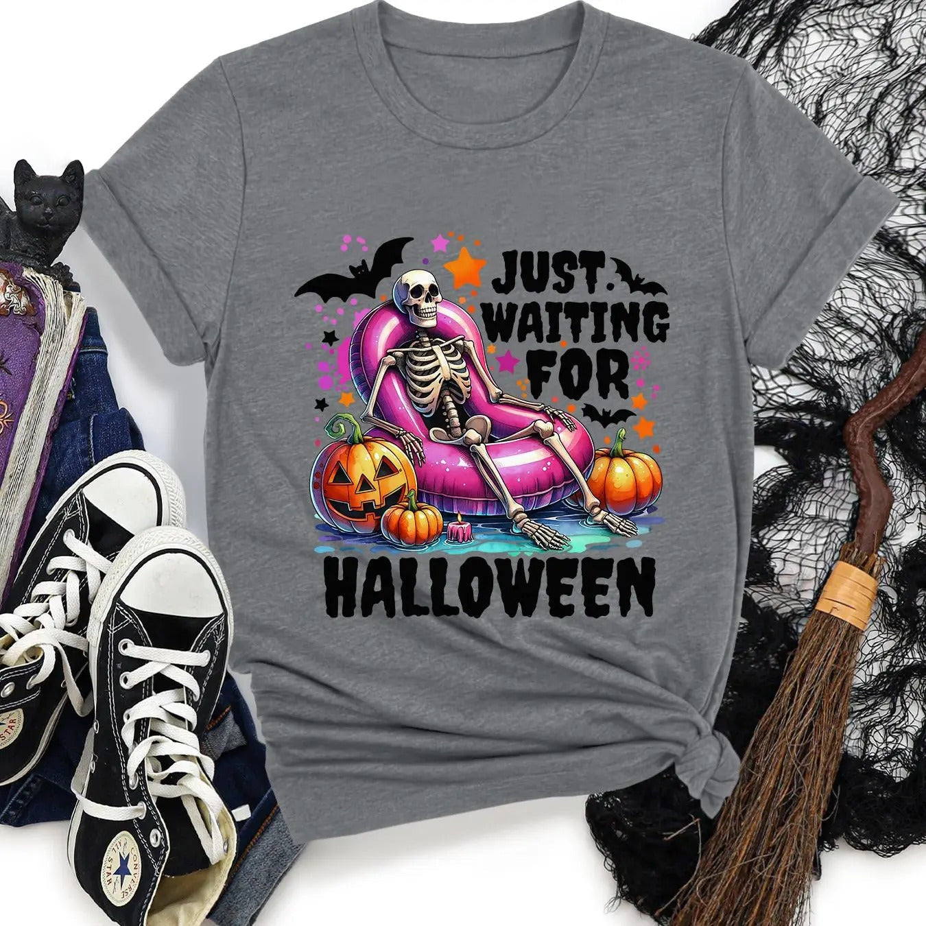 Women's Halloween Themed Skeleton & Pumpkin Print Round Neck Tee, Fashion Casual Crew Neck Short Sleeve T-Shirt for Daily...