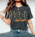 Retro Halloween Comfort Colors Halloween Dancing Skeleton Halloween Spooky Season Fall Tee Pumpkin Black Ca (1)