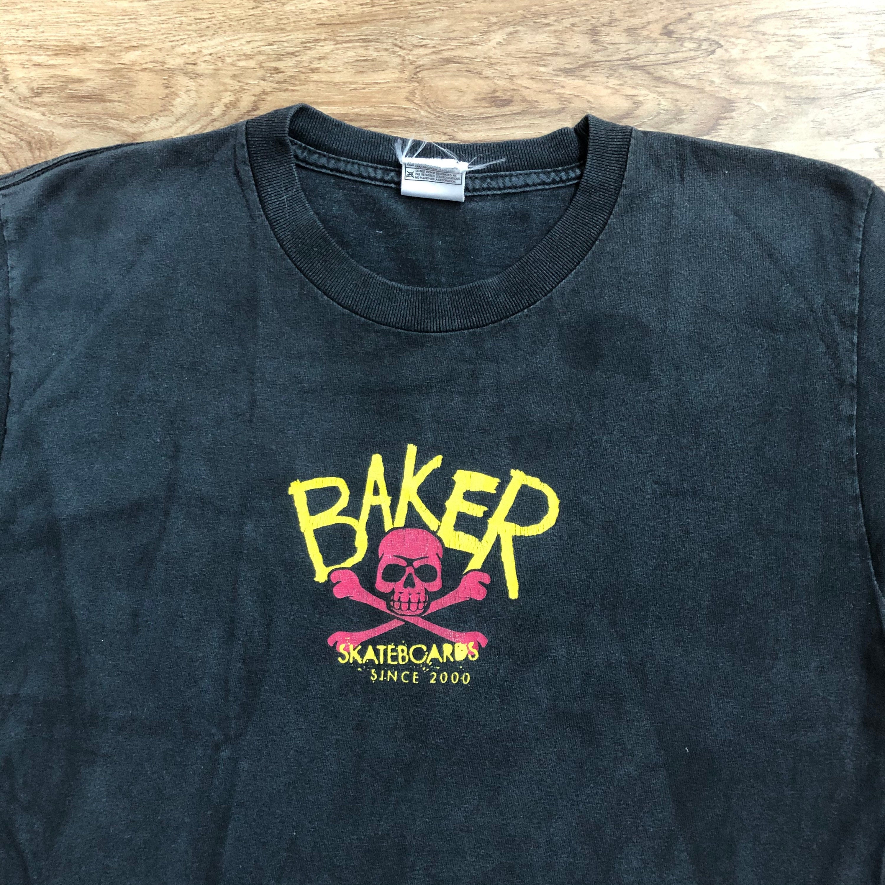 Vintage Baker Skateboards Skull Bones 2000 Skate Surf Unisex T-shirt, Sweatshirt, Hoodie (3)