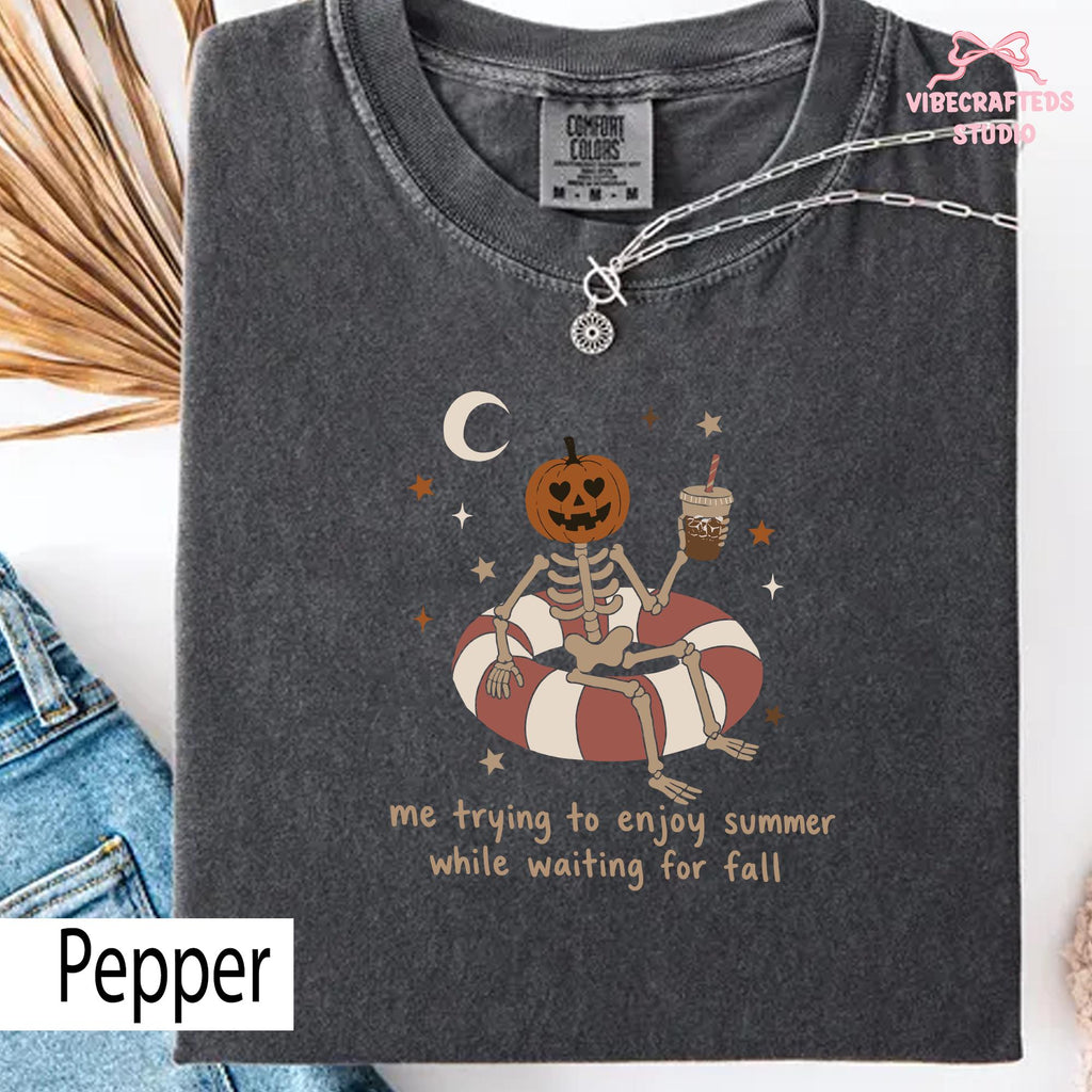 Summerween Skeleton Trying Enjoy Summer While Waiting Fall Tee Pumpkin Halloween Comfort Colors Fall Lover (2)