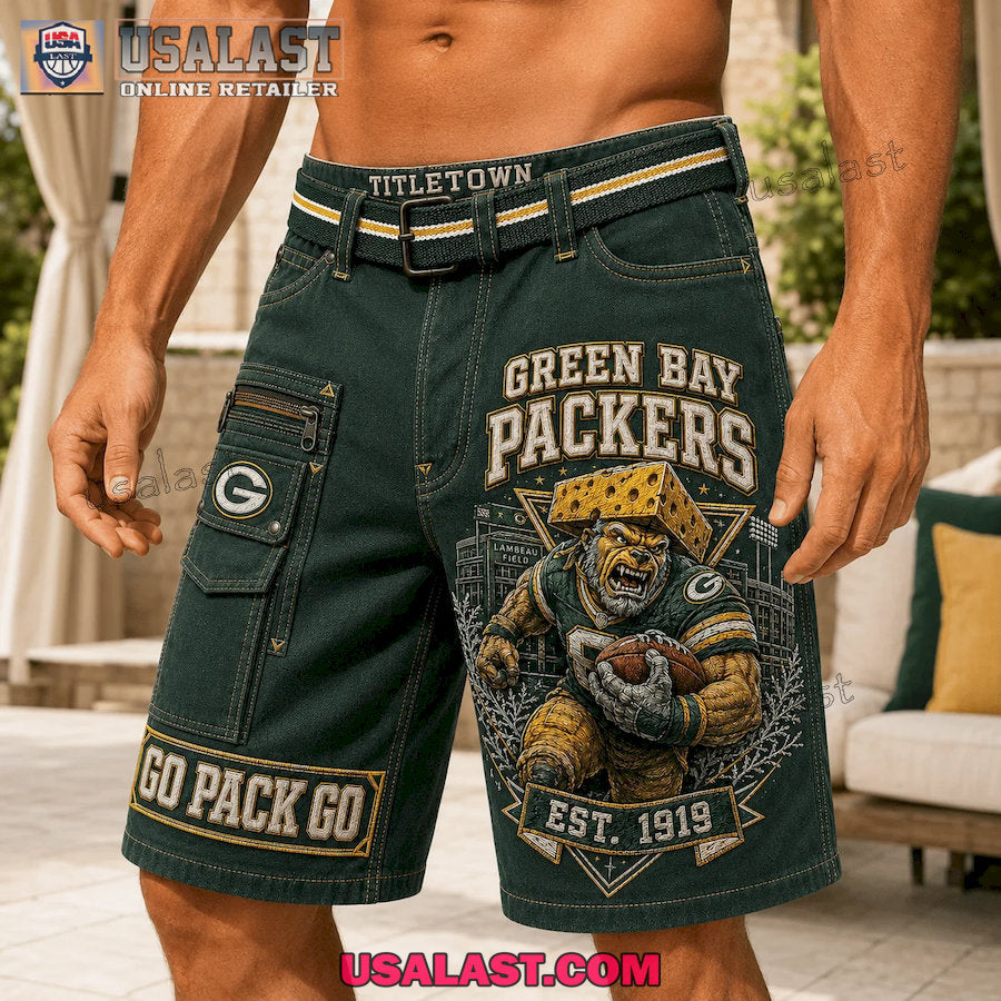 Green Bay Packers Go Pack Go Titletown Men Cargo Short